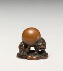 Lions and ball, netsuke