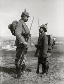Military contrast, France 1915