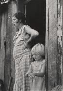Wife and child of a sharecropper, Washington County, Arkansas