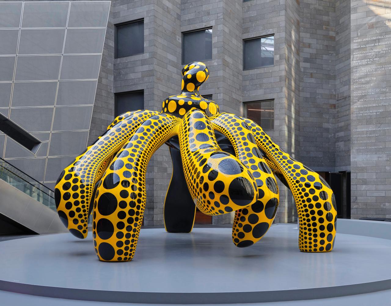 Yayoi KUSAMA<br/>
<em>Dancing Pumpkin</em> (2020) <!-- (full view) --><br />

bronze, urethane paint<br />
490.2 x 777.2 x 744.2 cm<br />
National Gallery of Victoria, Melbourne<br />
Loti & Victor Smorgon Fund, 2025<br />
2025.524<br />
&copy; YAYOI KUSAMA
<!--152376-->
