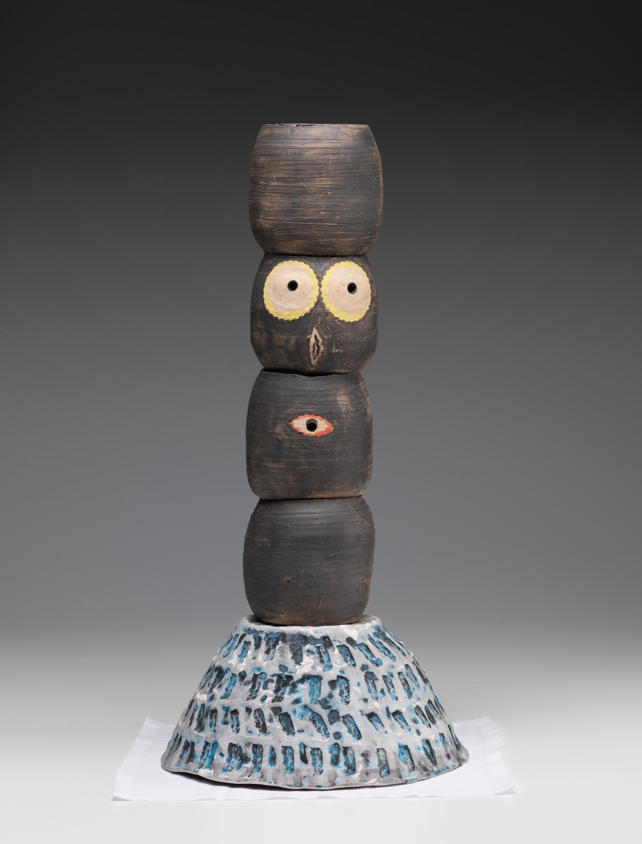 Brendan HUNTLEY<br/>
<em>Untitled</em> (2010-2011) <!-- (front) --><br />

stoneware, linen<br />
(a-b) 72.0 x 40.5 x 41.5 cm (overall)<br />
National Gallery of Victoria, Melbourne<br />
Kenneth Hood Bequest Fund, 2011<br />
2011.433.a-b<br />
&copy; Courtesy of the artist
<!--102036-->