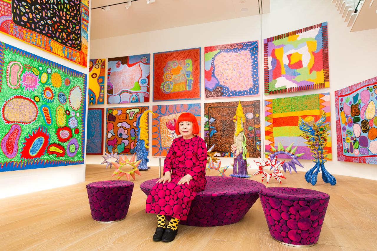 Yayoi Kusama with her <em>My Eternal Soul</em> series in Tokyo, 2016. Collection of the artist<br/>
© YAYOI KUSAMA. Photo: Tomoaki Makino