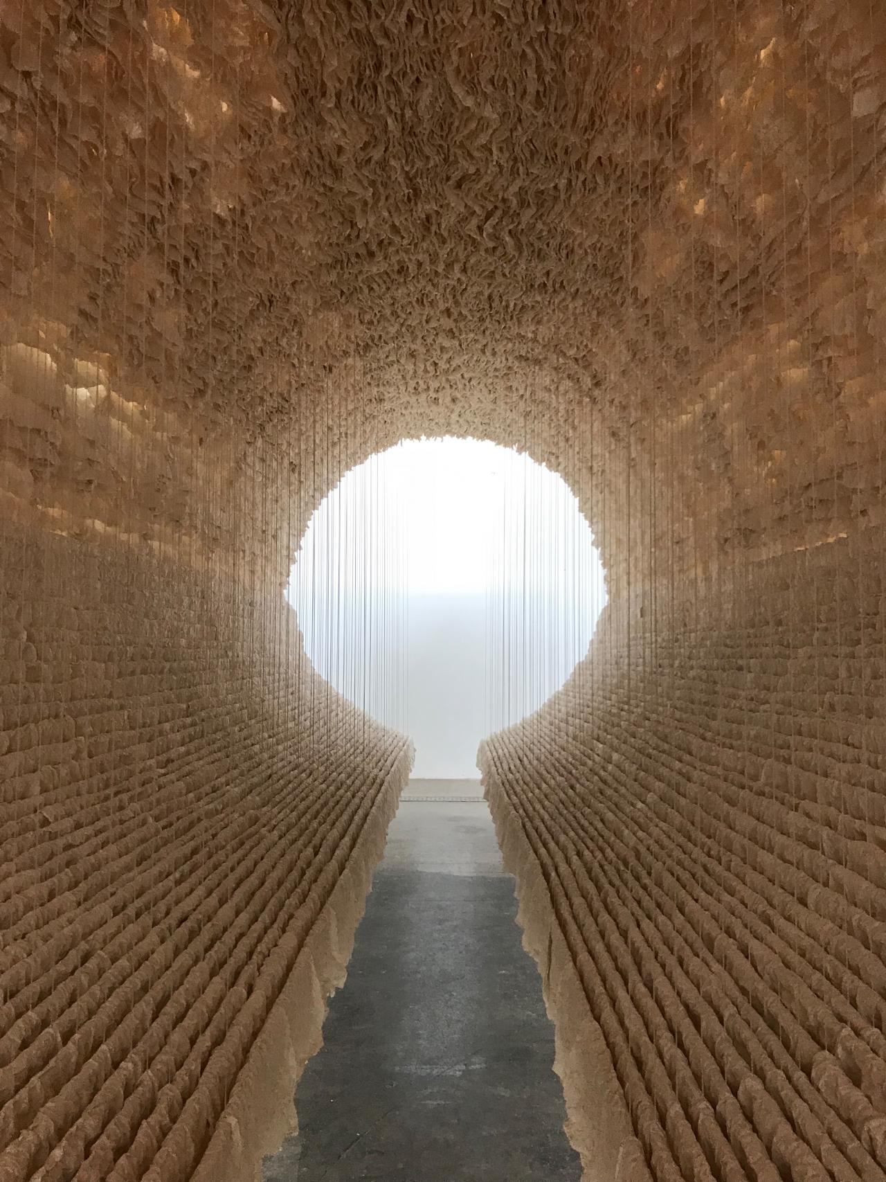 Zhu Jinshi<br/>
Born 1954, Beijing, People’s Republic of China<br/>
<em>The Ship of Time</em> 2018<br/>
rice paper, bamboo, cotton (thread)<br/>
300 .0 x 300.0 x 1200.0 cm (variable)<br/>
The White Rabbit Collection, Sydney<br/>
© Zhu Jinshi<br/>