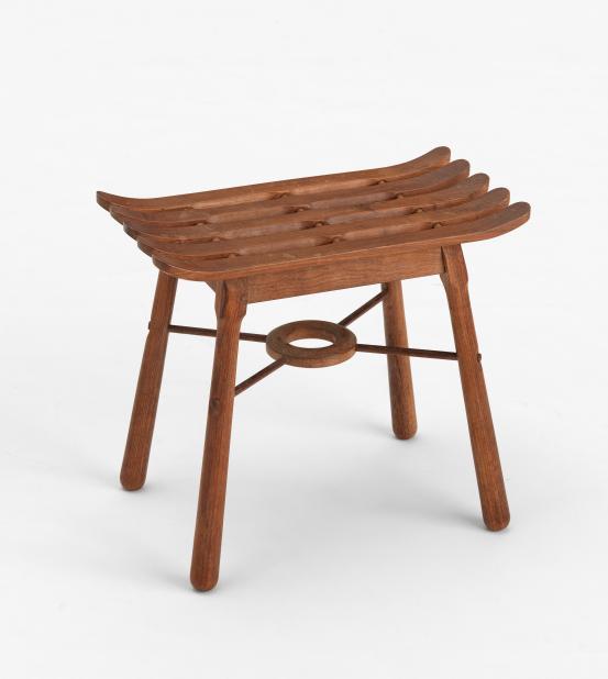 Schulim KRIMPER<br/>
<em>Stool</em> (c. 1950) <!-- (full view) --><br />

Black Bean (Castanospermum australe), Oak (Quercus sp.)<br />
52.0 x 58.0 x 38.0 cm<br />
National Gallery of Victoria, Melbourne<br />
Purchased, 1987<br />
D90-1987<br />
&copy; Courtesy of the artist's estate
<!--20918-->