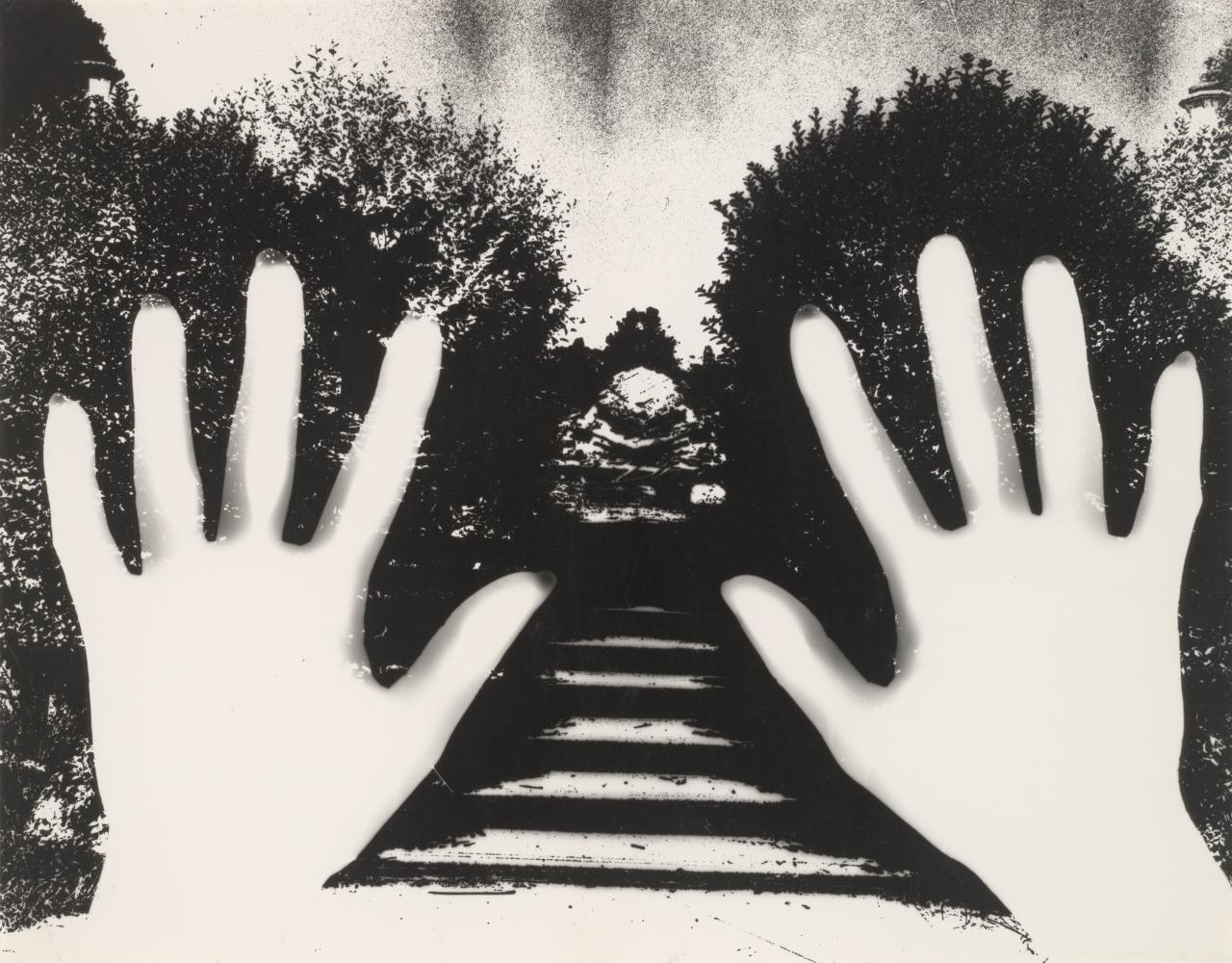 Sue FORD<br/>
<em>No title (Photogram of two hands and garden path)</em> (c. 1970) <!-- (recto) --><br />

gelatin silver photograph<br />
27.6 x 34.7 cm irreg. (image and sheet) 38.5 x 44.8 cm (support)<br />
National Gallery of Victoria, Melbourne<br />
Gerstl Bequest, 2000<br />
2000.60<br />
© Courtesy of the artist
<!--67103-->