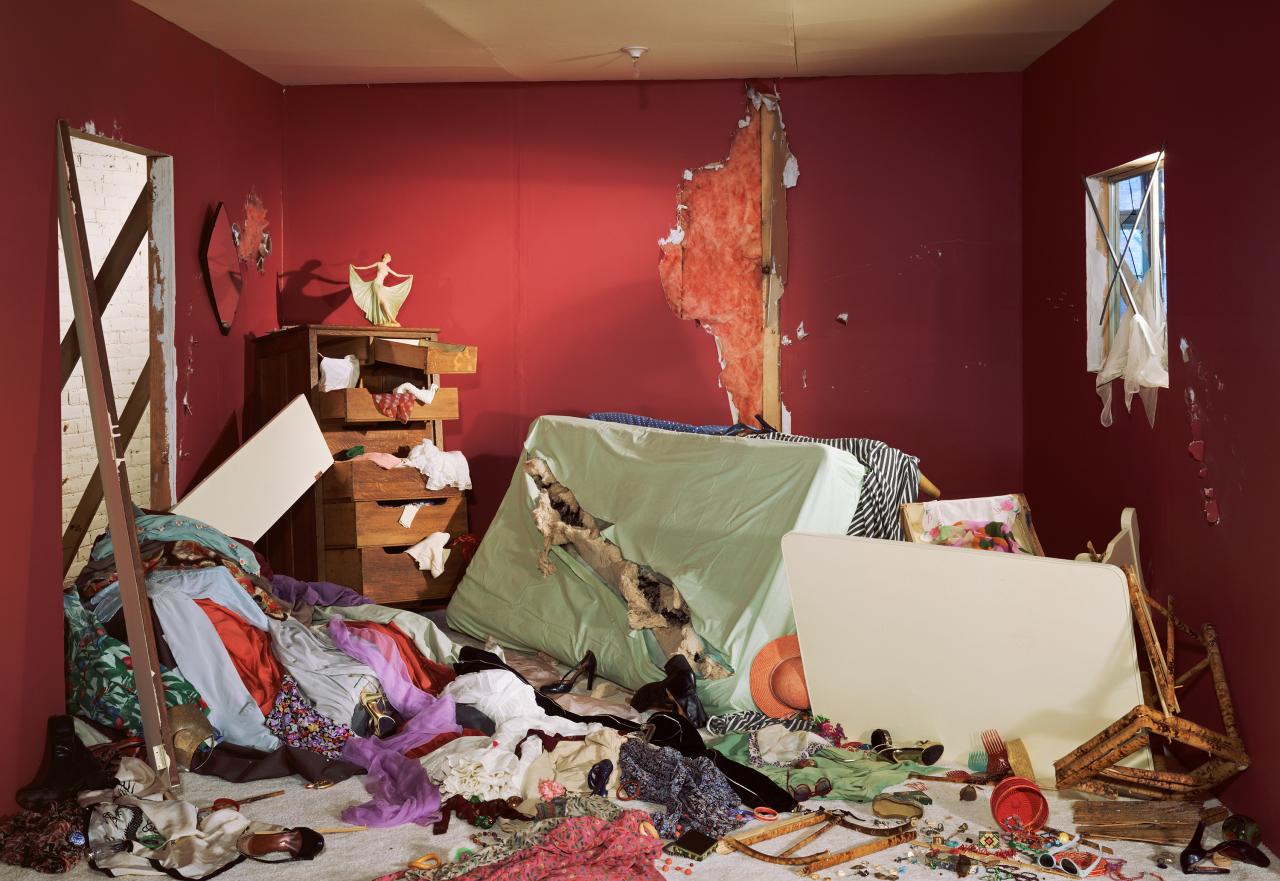 Jeff WALL<br/>
Canadian 1946-<br/>
<em>The Destroyed Room</em> 1978<br/>
transparency in light box, AP <br/>
159.0 x 234.0 cm <br/>
Collection of the artist<br/>
© Jeff Wall