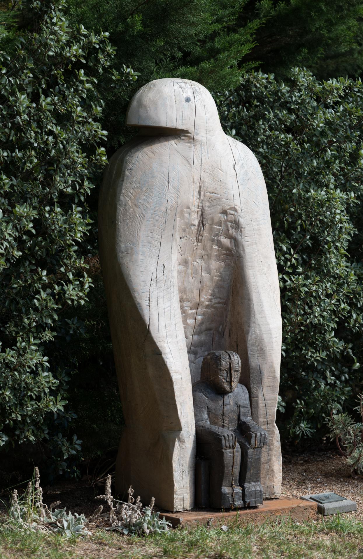 Bruce Armstrong<br/>
<em>Noir Bird Man 2</em> 2007<br/>
painted Cypress<br/>
200.0 x 100.0 x 100.0 cm<br/>
Private collection, Melbourne<br/>
© Bruce Armstrong