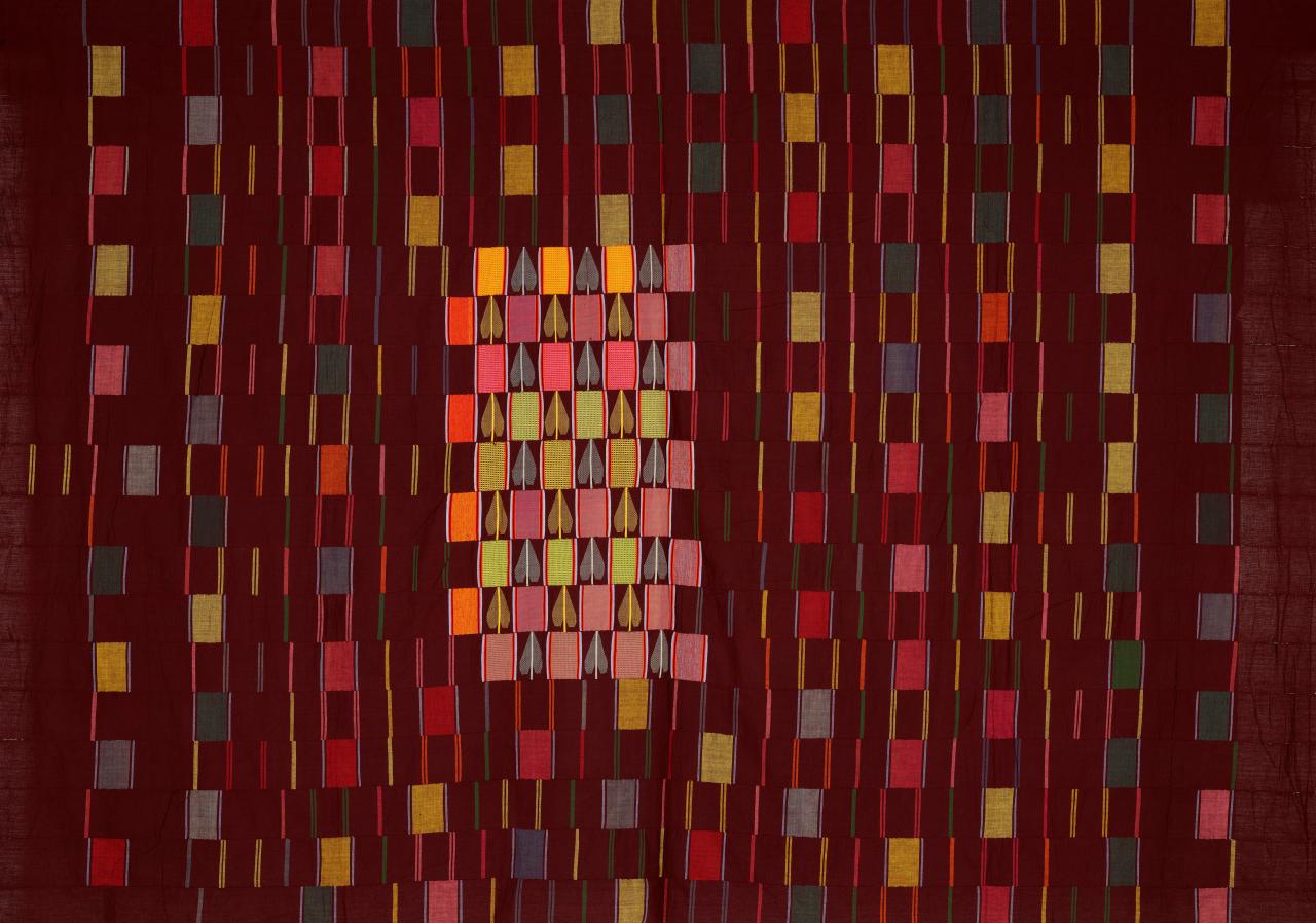 Ghana<br/>
<em>Ewe kente cloth</em> c. 1940–60<br/>
strip-woven cotton  <br/>
Victoria and Albert Museum, London<br/>
Bequeathed by Miss Mary Kirby V&A<br/>
<em>Ewe kente cloth</em> 1940–60 <br/>
strip-woven cotton <br/>
Victoria and Albert Museum, London <br/>
Bequeathed by Miss Mary Kirby V&A<br/>
Photo © Victoria and Albert Museum, London