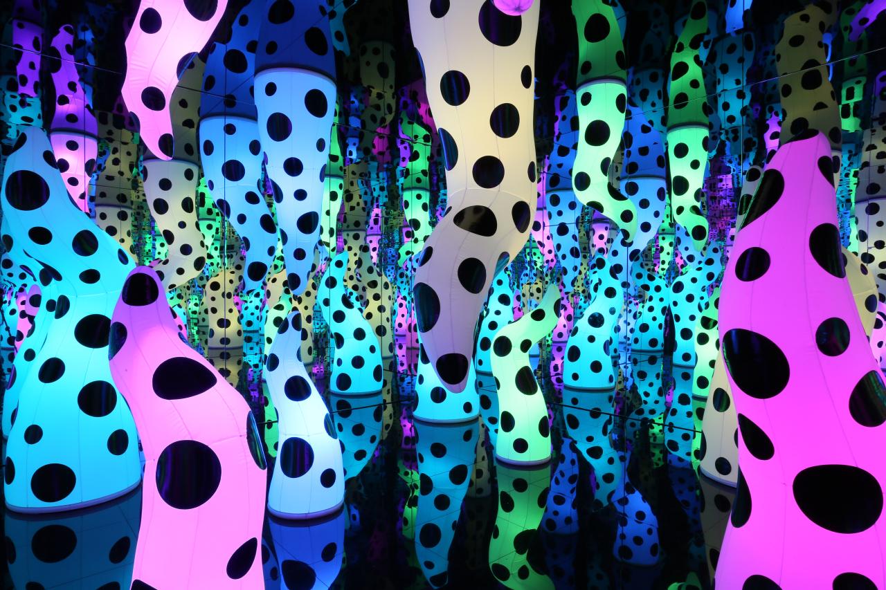 Yayoi Kusama <em>Love is Calling</em> 2013. Collection of the artist<br/>
© YAYOI KUSAMA