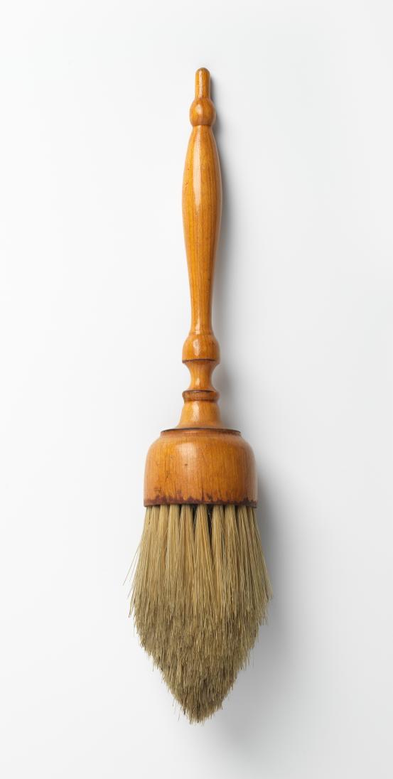 UNITED STATES, New England (manufacturer)<br/>
<em>Brush</em> (late 19th century) <!-- (view 1) --><br />

wood, horse hair<br />
29.6 x 5.5 x 5.8 cm<br />
National Gallery of Victoria, Melbourne<br />
Marjorie Josephs-Wilks Bequest, 2025<br />
<br />

<!--157942-->