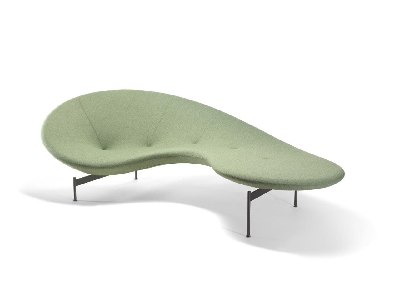 Piero LISSONI (designer)<br />
 B. & B. ITALIA (manufacturer)<br/>
<em>Eda-mame, chaise</em> (2018) {designed}; (2025) {manufactured} <!-- (view 2) --><br />

synthetic fabric, steel, plastic, foam<br />
76.2 x 246.0 x 106.0 cm<br />
National Gallery of Victoria, Melbourne<br />
Purchased with funds donated by the Annemarie and Arturo Gandioli-Fumagalli Foundation, 2025<br />
<br />

<!--158416-->