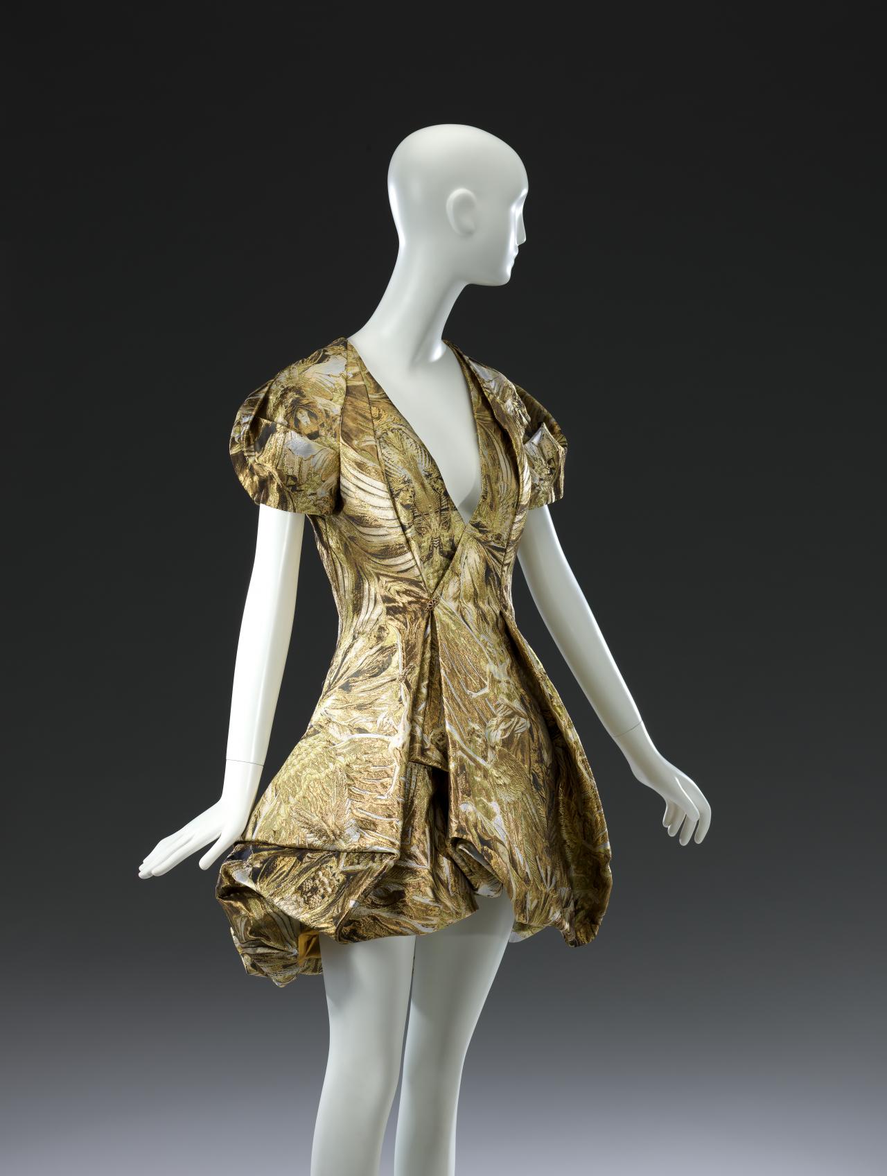 Exhibition: Alexander McQueen, Mind, Mythos, Muse. National Gallery of  Victoria