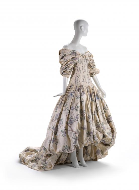 ALEXANDER MCQUEEN, London (fashion house)<br />
 Alexander McQUEEN (designer)<br/>
<em>Ball gown</em> 2006 {Widows of Culloden collection, autumn-winter 2006-07} <!-- (front 3/4) --><br />

silk, crinoline, metal (fastenings)<br />
197.0 cm (centre back) 32.0 cm (waist, flat)<br />
National Gallery of Victoria, Melbourne<br />
Gift of Krystyna Campbell-Pretty AM and Family through the Australian Government&rsquo;s Cultural Gifts Program, 2021<br />
2021.91<br />
&copy; Alexander McQueen
<!--145228-->