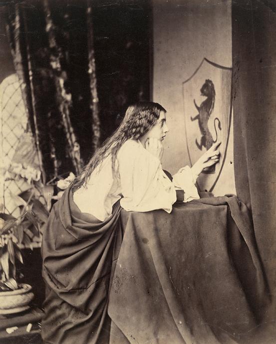 Henry PEACH ROBINSON
Elaine watching the shield of Lancelot (1859) 