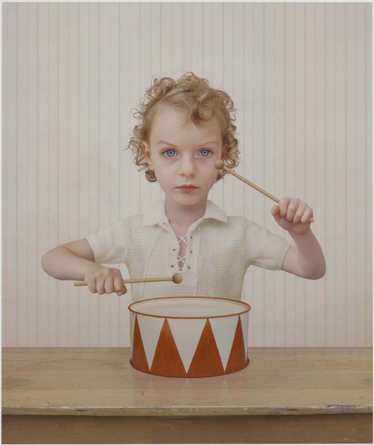 Loretta LUX<br/>
<em>The drummer</em> 2004 <!-- (back 3/4 left) --><br />

cibachrome photograph<br />
45.0 x 37.7 cm (image) 56.0 x 49.0 cm (sheet)<br />
National Gallery of Victoria, Melbourne<br />
Purchased, NGV Foundation, 2006<br />
2006.341<br />
© Loretta Lux. VG Bild-Kunst/Copyright Agency, 2023
<!--81450-->