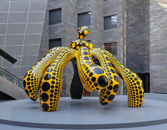 Yayoi KUSAMA<br/>
<em>Dancing Pumpkin</em> (2020) <!-- (full view) --><br />

bronze, urethane paint<br />
490.2 x 777.2 x 744.2 cm<br />
National Gallery of Victoria, Melbourne<br />
Loti & Victor Smorgon Fund, 2025<br />
2025.524<br />
© YAYOI KUSAMA
<!--152376--><br/><a class="col-link block" href="/explore/collection/work/152376"><strong>Collection page <i class="fa fa-angle-right"></i></strong></a>