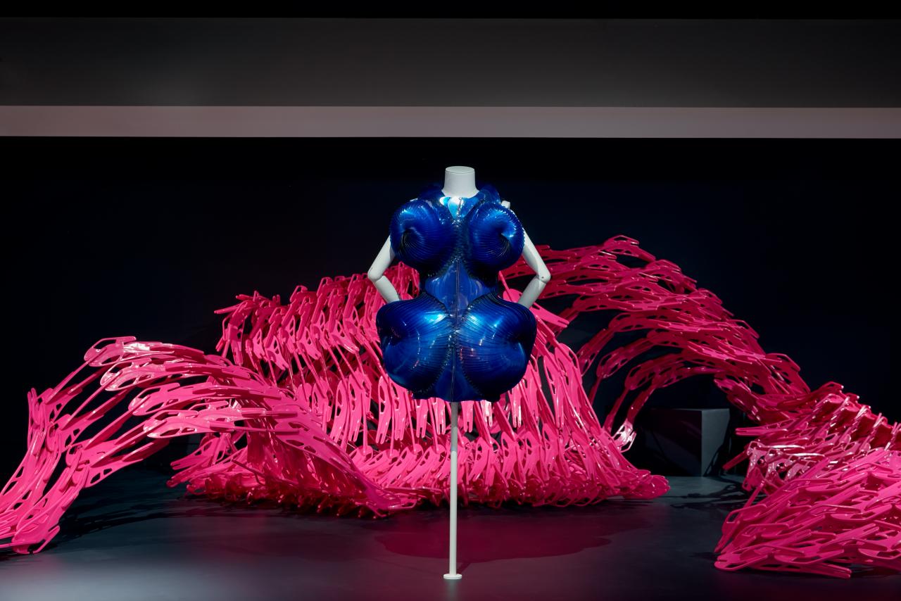 Iris van Herpen, Amsterdam (fashion house) <br/>
The Netherlands est. 2007 <br/>
Iris van Herpen (designer) <br/>
The Netherlands born 1984 <br/>
<em>Dress</em> 2011 <br/>
acrylic, nylon (tulle), metal <br/>
Purchased with funds donated by Norma and Stuart Leslie, 2016<br/>
Alisa Andrasek (designer) <br/>
Croatia born<br/>
Jose Sanchez (designer) <br/>
Chile born c. 1980 <br/>
Bloom Games, London (studio) <br/>
England est. 2012 <br/>
<em>Bloom</em> 2012 <br/>
plastic <br/>
Presented by RMIT University, 2018<br/>
Photo: Tom Ross<br/>